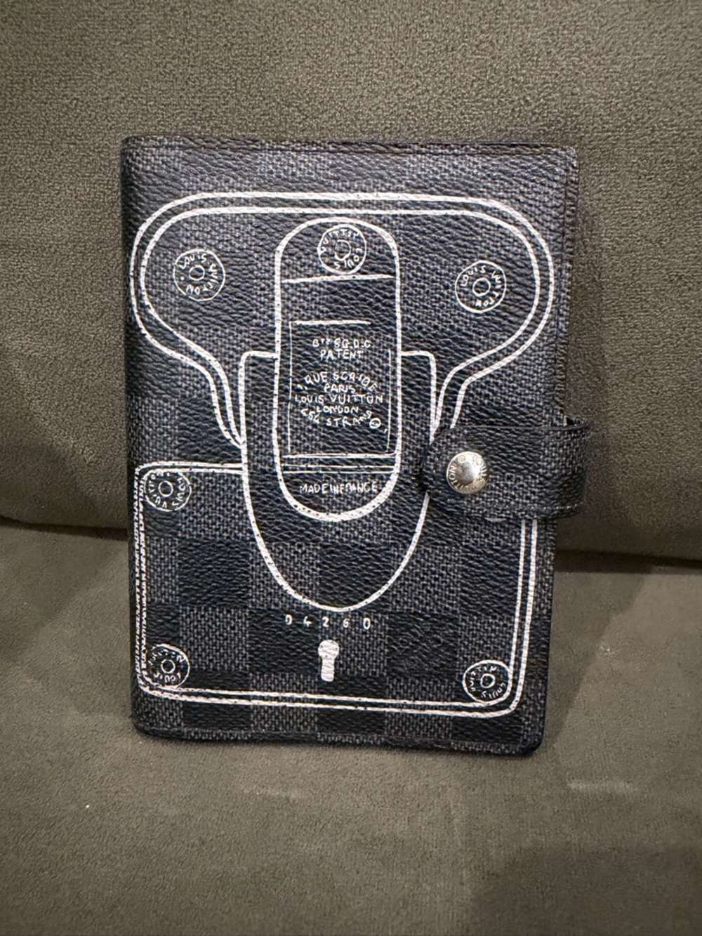 LOUIS VUITTON Damier Graphite Agenda PM Day Planner Cover